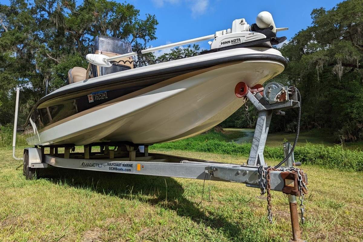 2019 Tiburon ZX-25, 26