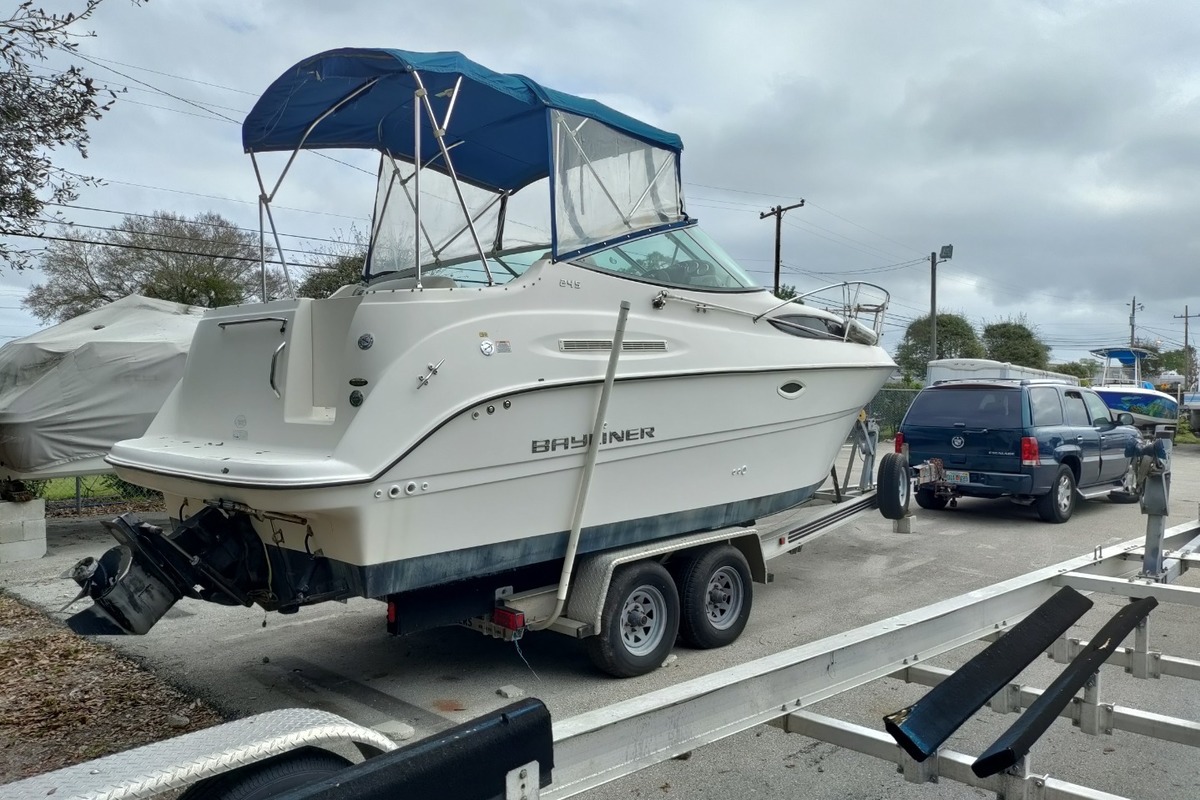2010 Bayliner 245 sb, 0