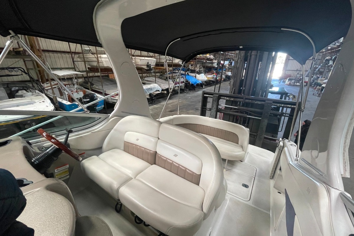 2004 Four Winns 268 Vista Cruiser, 2