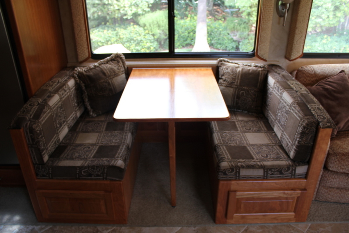 2008 Monaco Camelot 40PDQ, 14