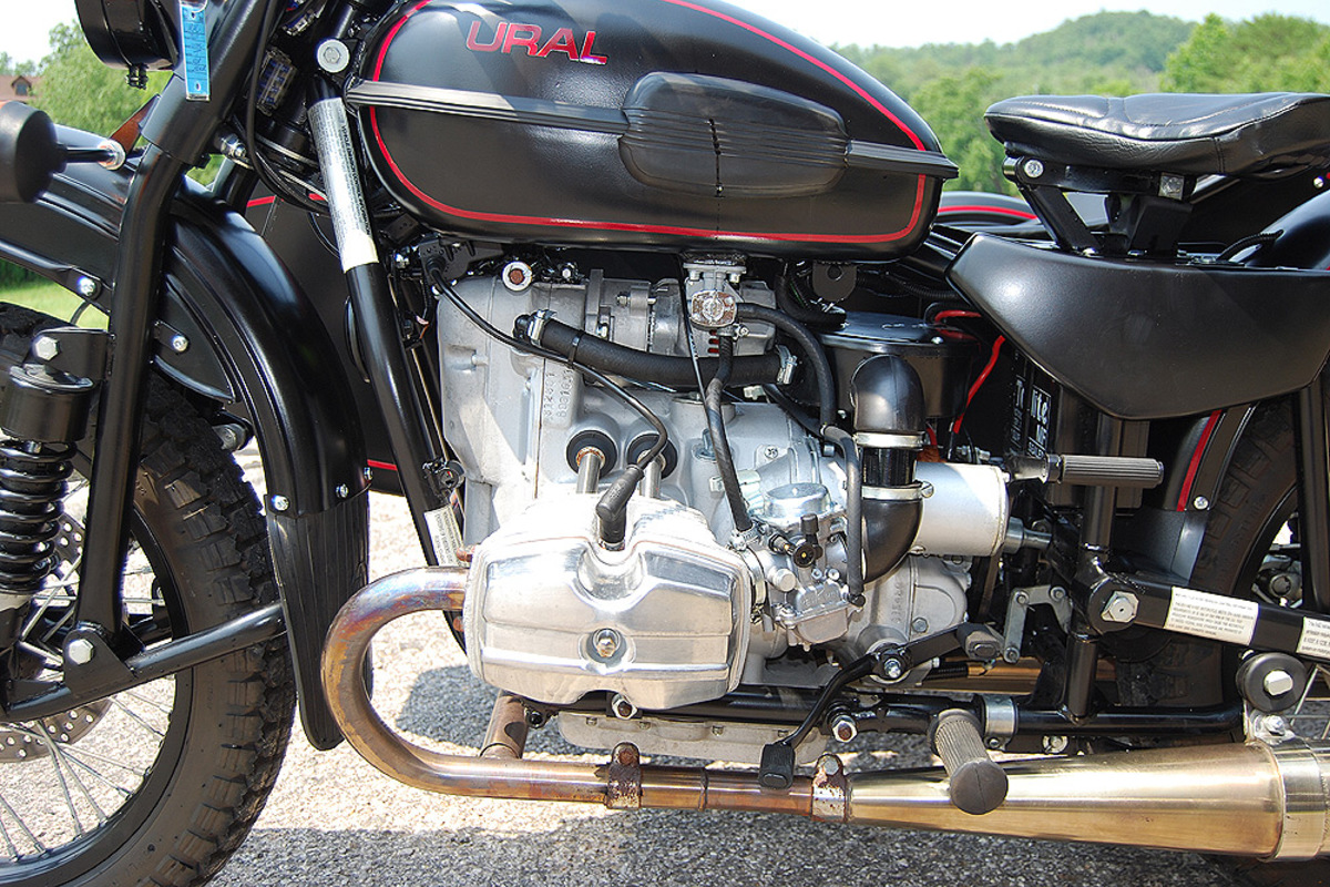 2011 URAL T SIDECAR RIG, 1