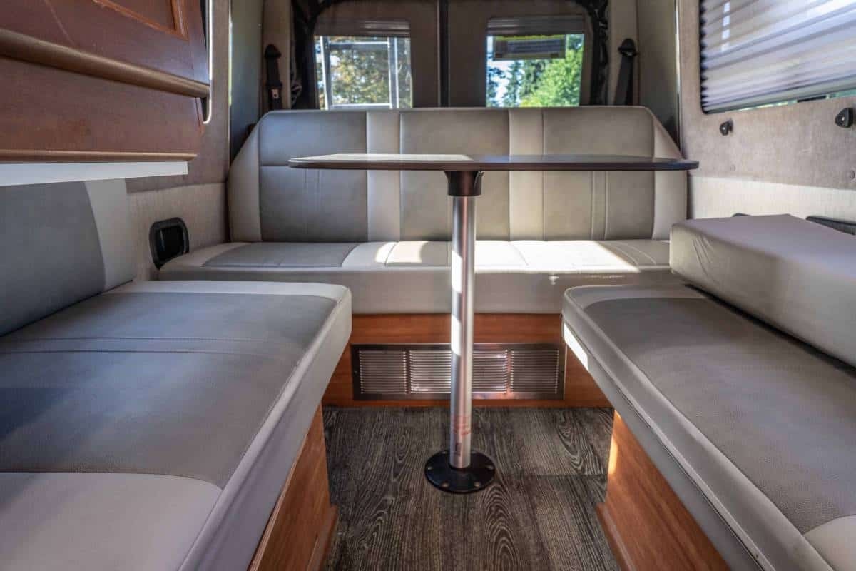 2015 Mercedes Sprinter Road Trek E 3500, 10