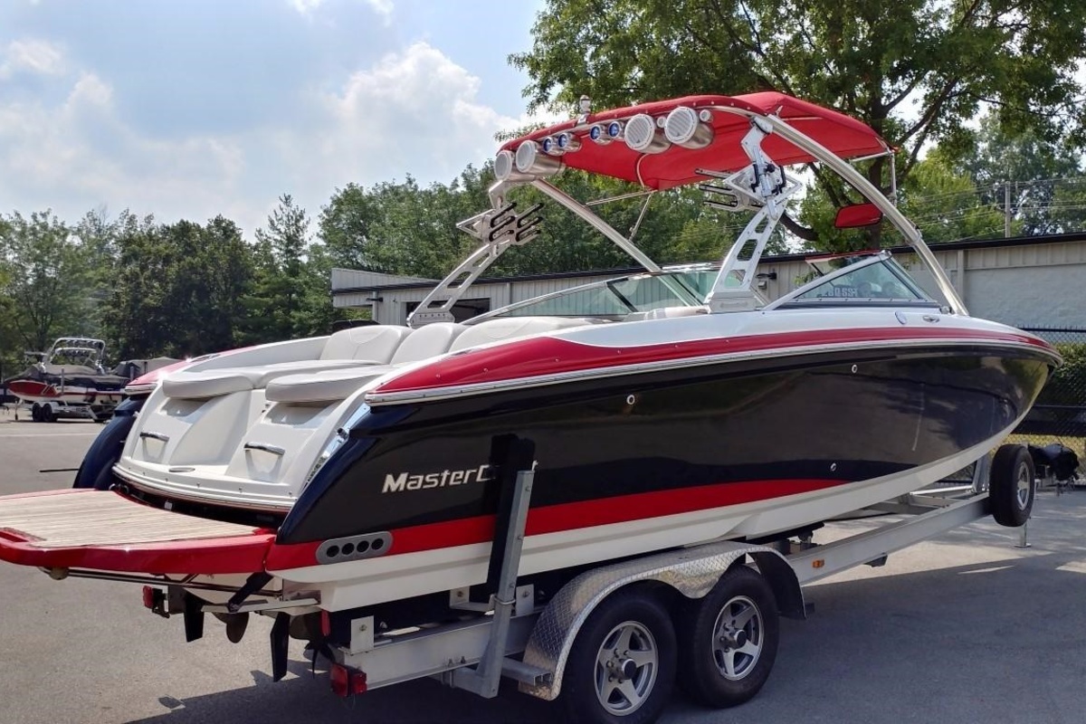 2005 MasterCraft X80, 3