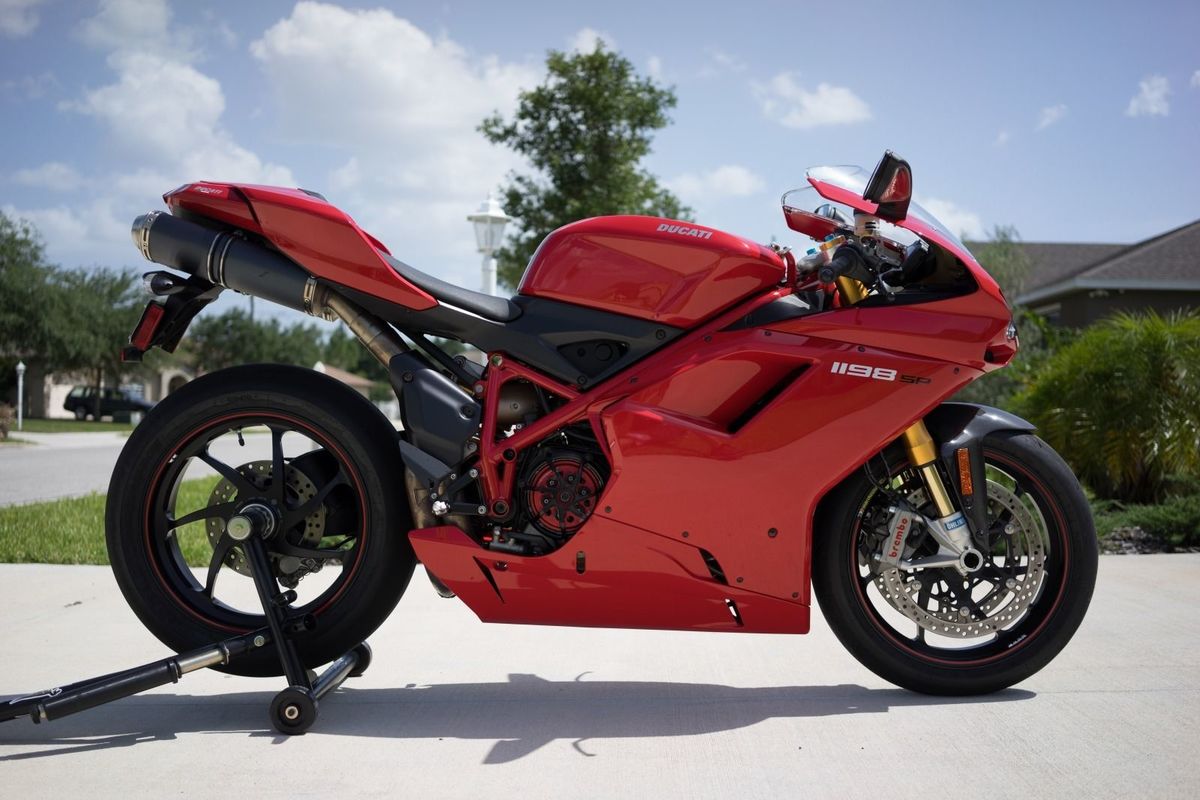 2011 Ducati 1198 SP, 0