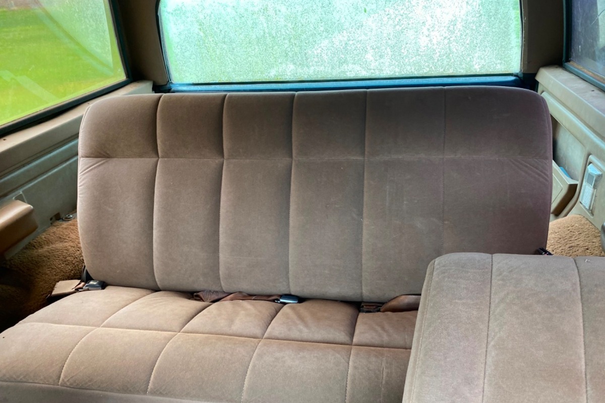 1988 Ford Bronco Eddie Bauer 4WD, 3