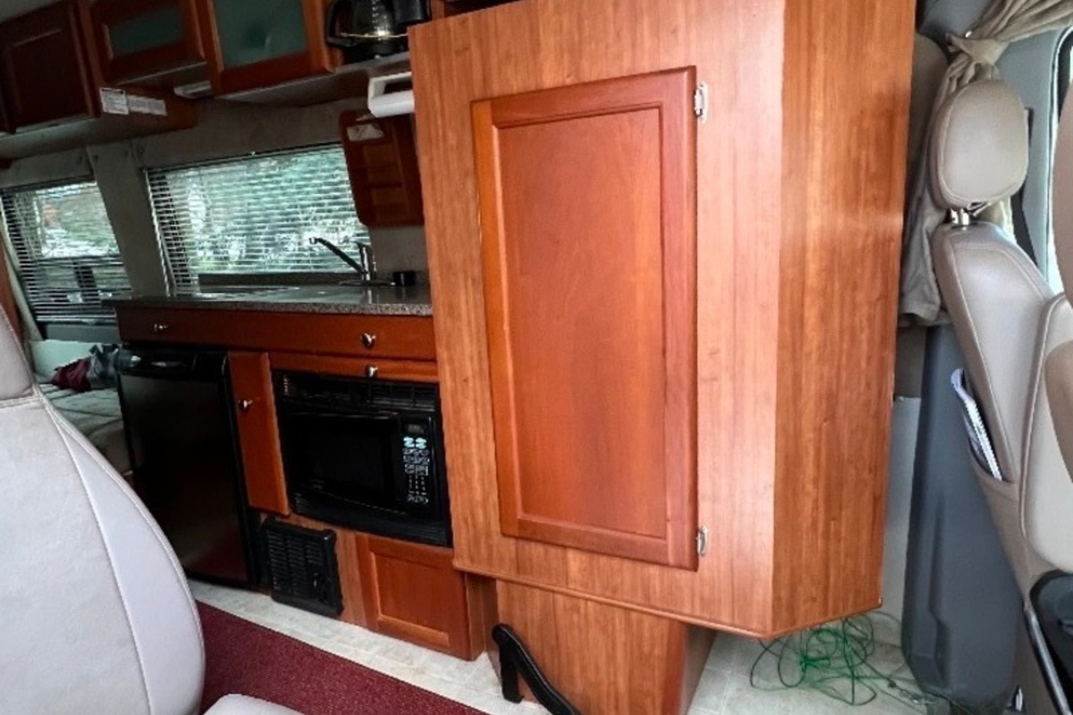 2008 RoadTrek RS Adventurous, 5