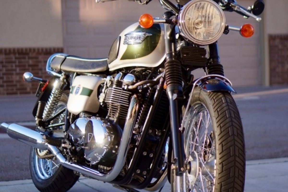 2012 Triumph Bonneville T100 Limited edition #572 in Escalante, UT