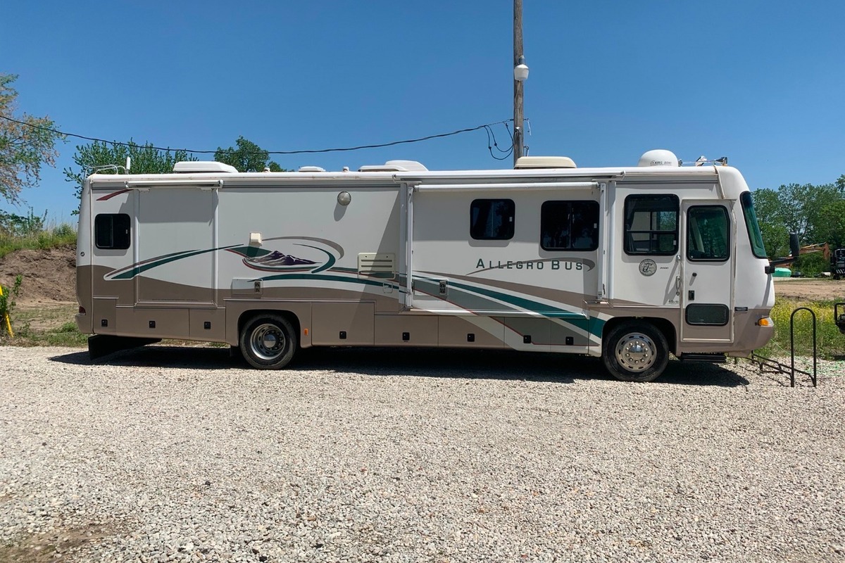 2000 Tiffin Allegro Bus, 8