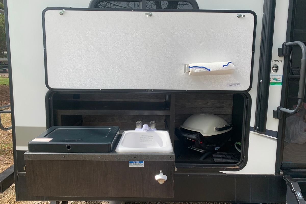 2021 Forest River Surveyor 287BHSS Luxury in Overland Park, KS