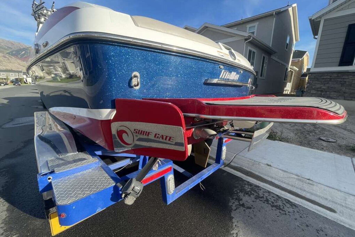 2014 Malibu Wakesetter 24 MXZ, 3