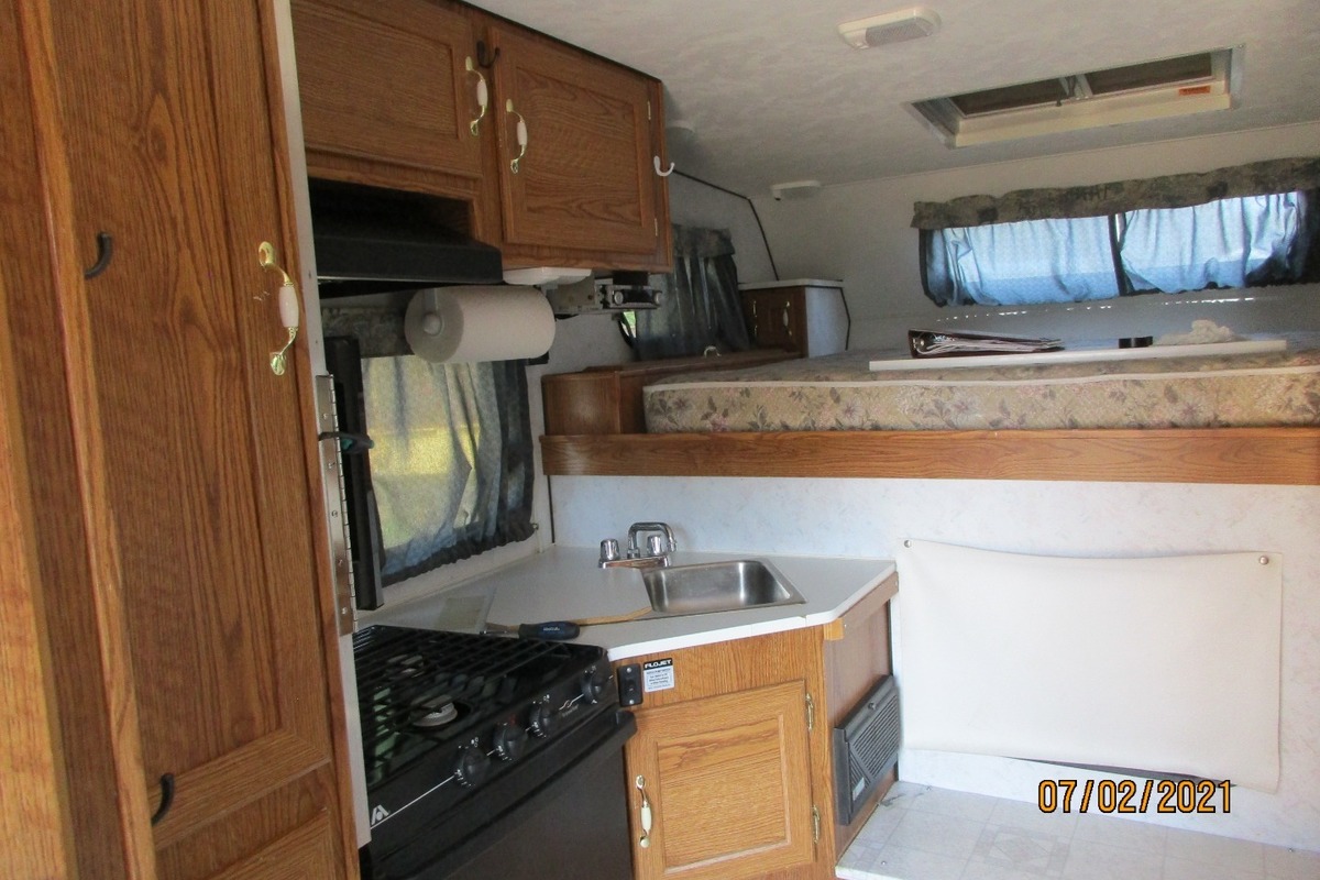 2005 Pastime 840 White, 5