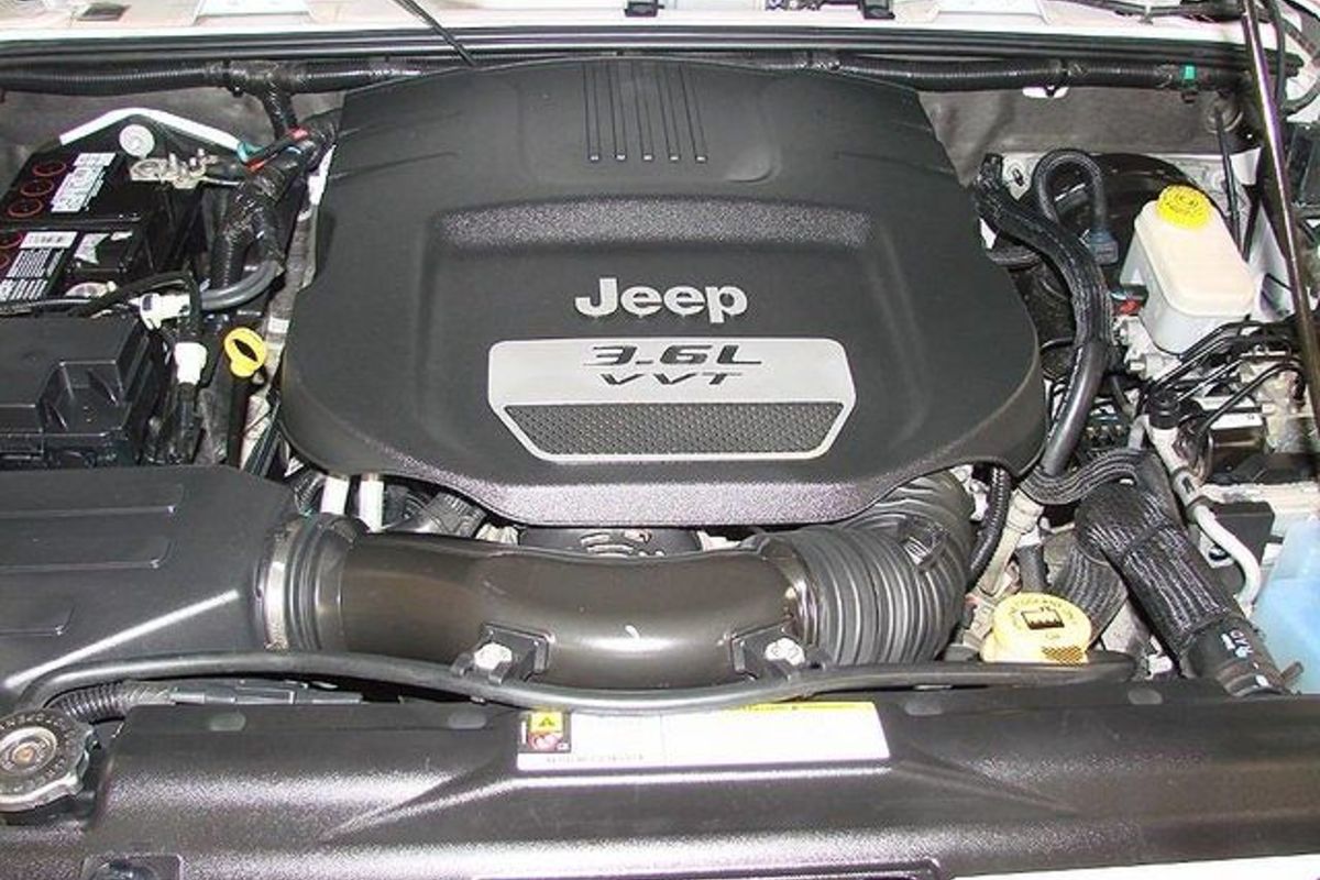 2012 Jeep Wrangler Rubicon, 10