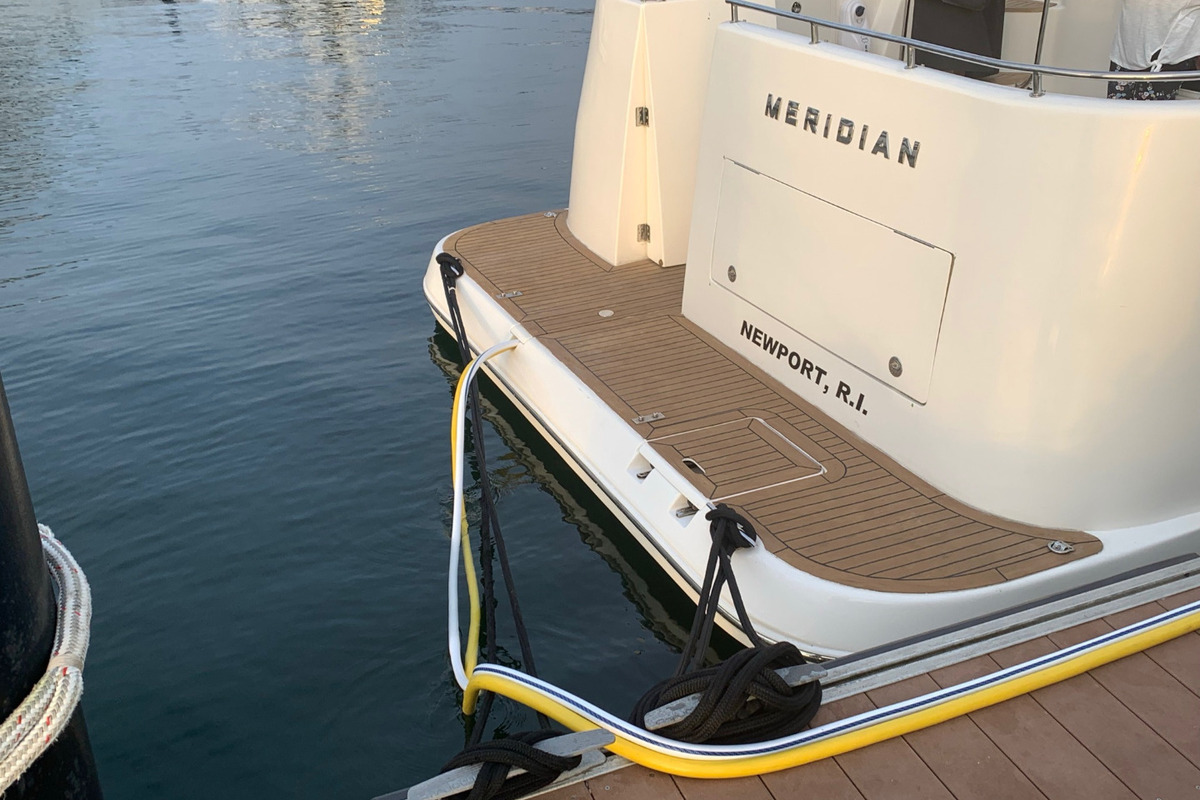 2004 Meridian Yachts 459, 6