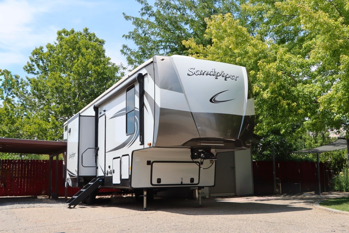 2022 Forest River Sandpiper 3440BH, 0