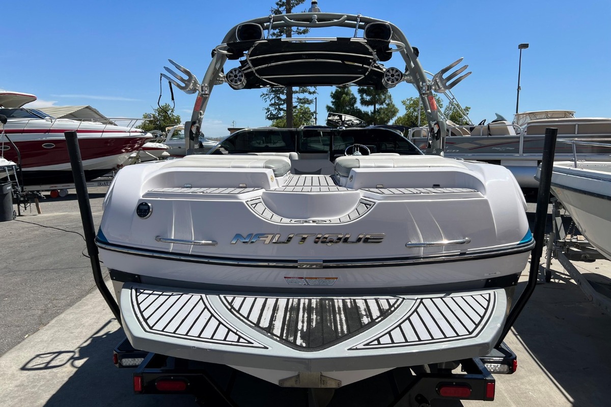 2012 Nautique Super Air Nautique 230, 2