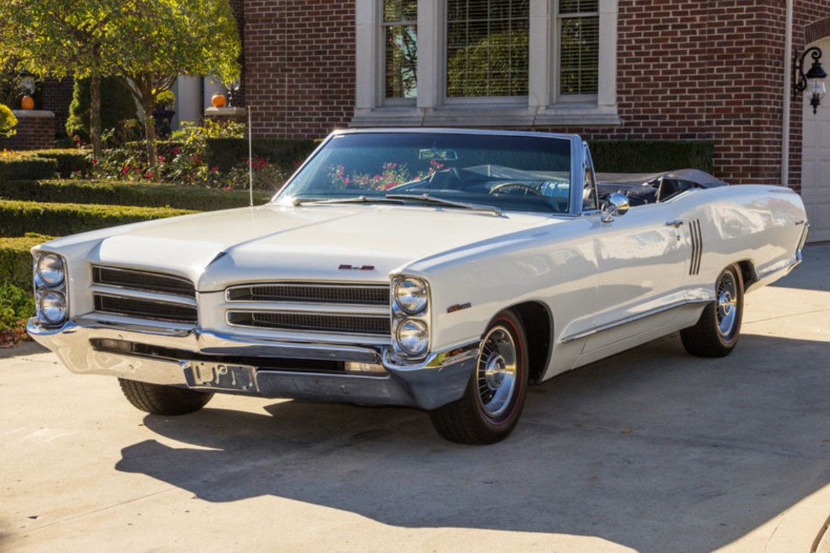 1966 Pontiac 2+2, 0