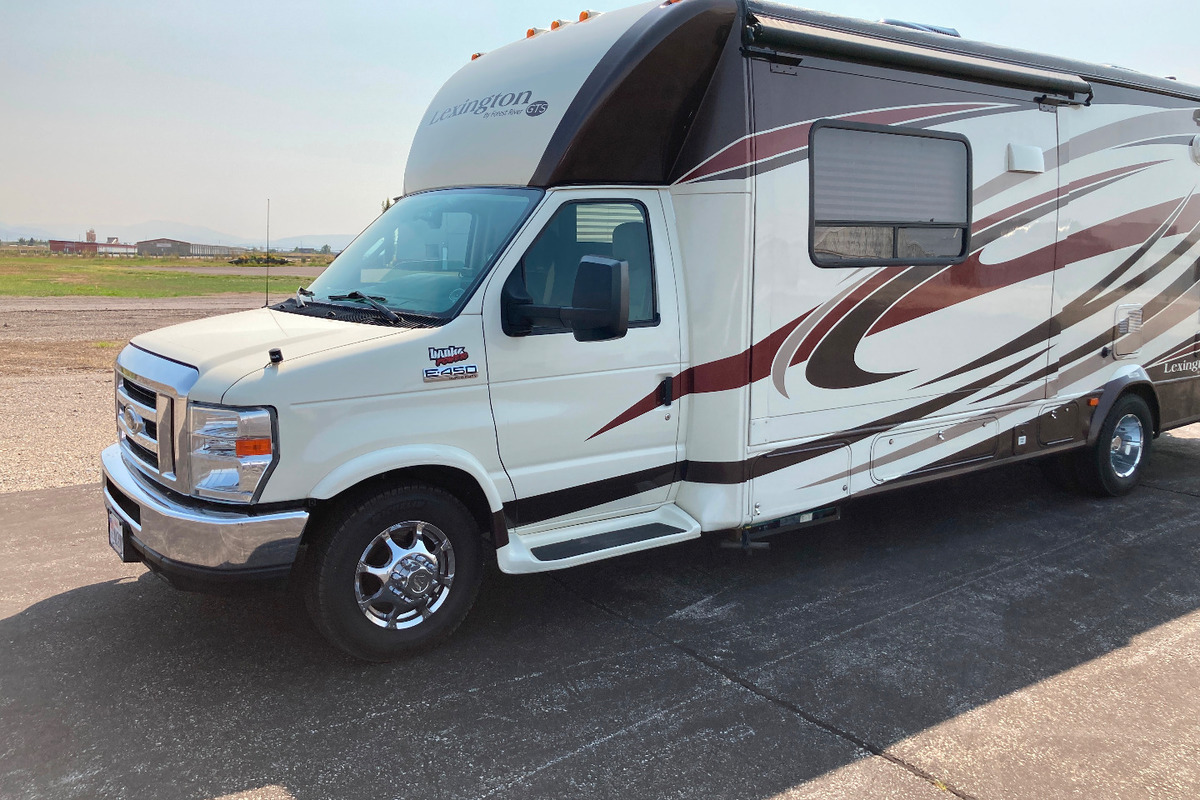 2013 Forest River Lexington 283 GTS, 1