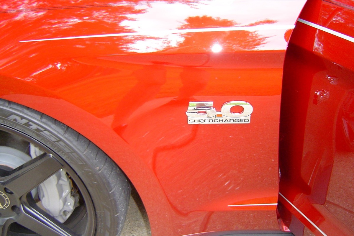 2016 Ford Mustang Coupe, 8