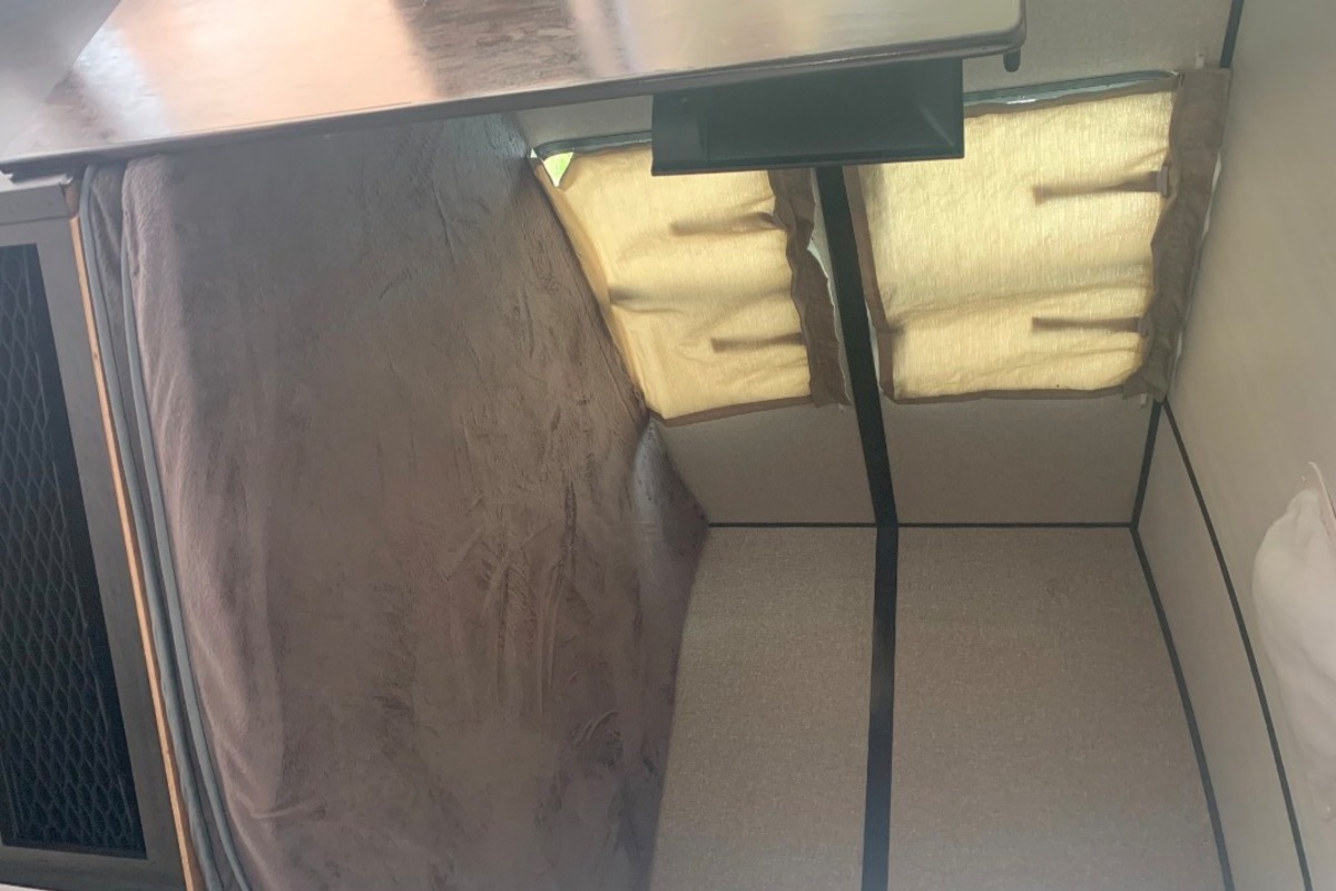 2021 Forest River Surveyor 287BHSS Luxury in Overland Park, KS