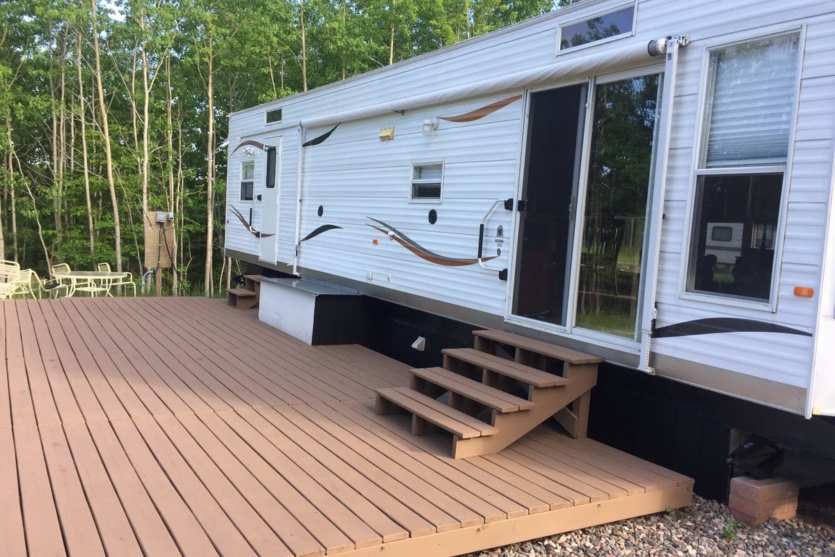 2012 Layton Homes Corp 458 Layton in Crystal Falls Twp, MI