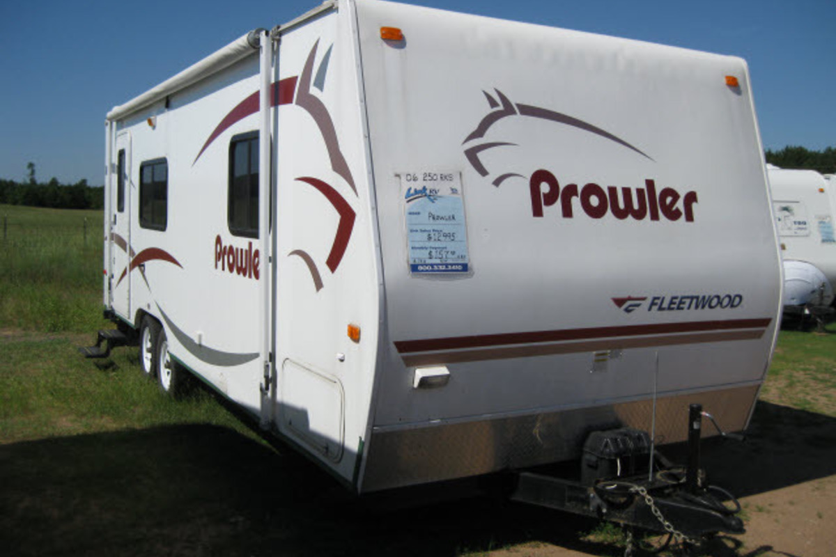 2006 Fleetwood Prowler, 0