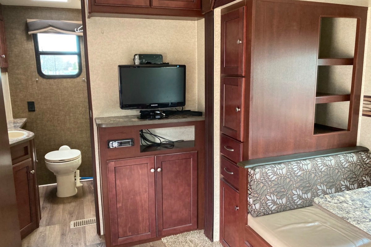 2015 Heartland E22 Elkridge Extreme Light, 6