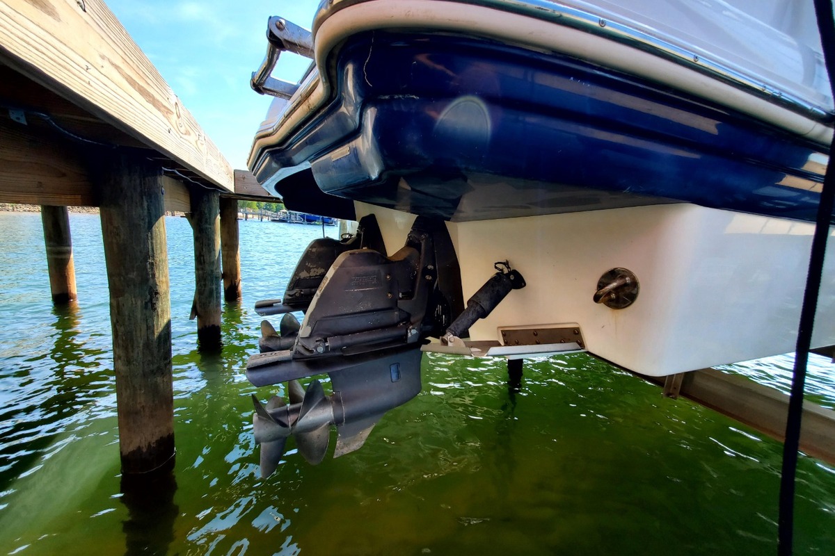 2014 Chaparral 310 Signature, 7