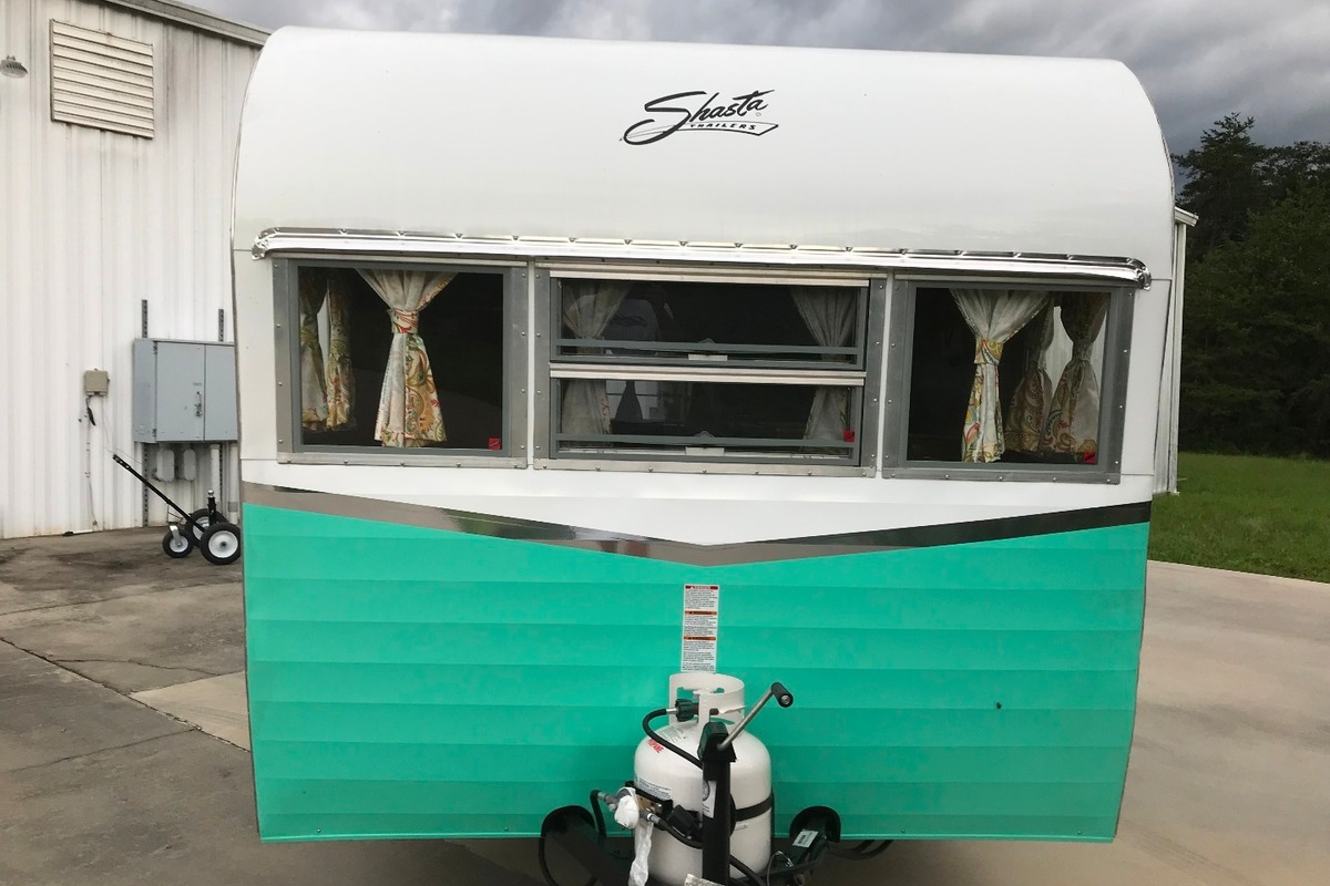 2015 Shasta Airflyte 16 Reissue, 2