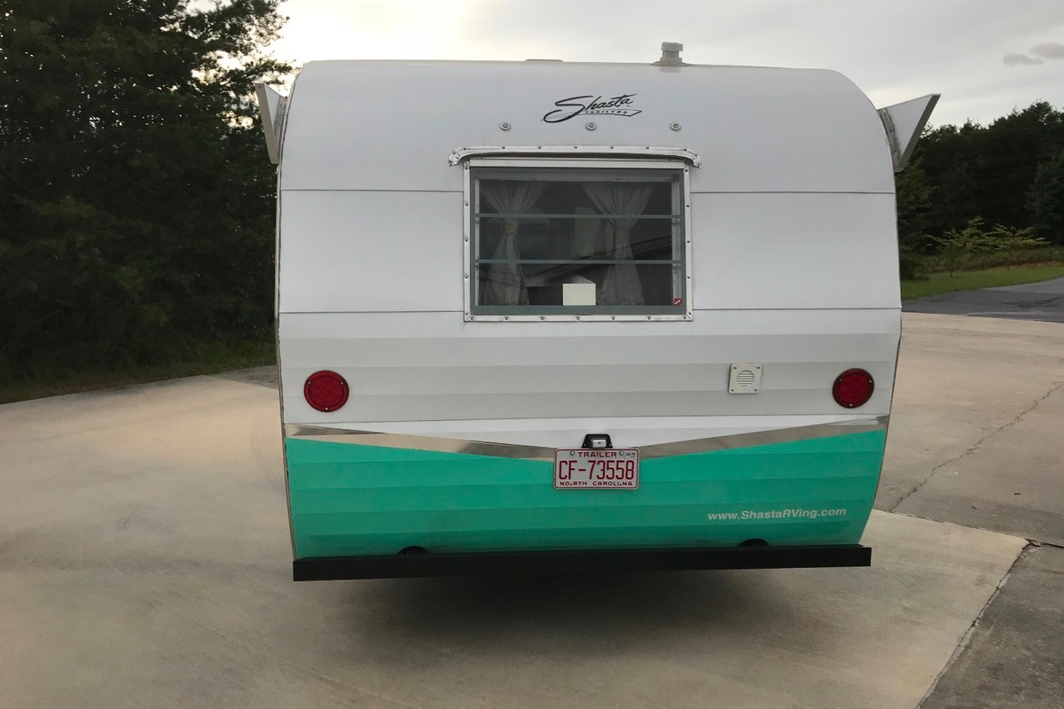 2015 Shasta Airflyte 16 Reissue, 5
