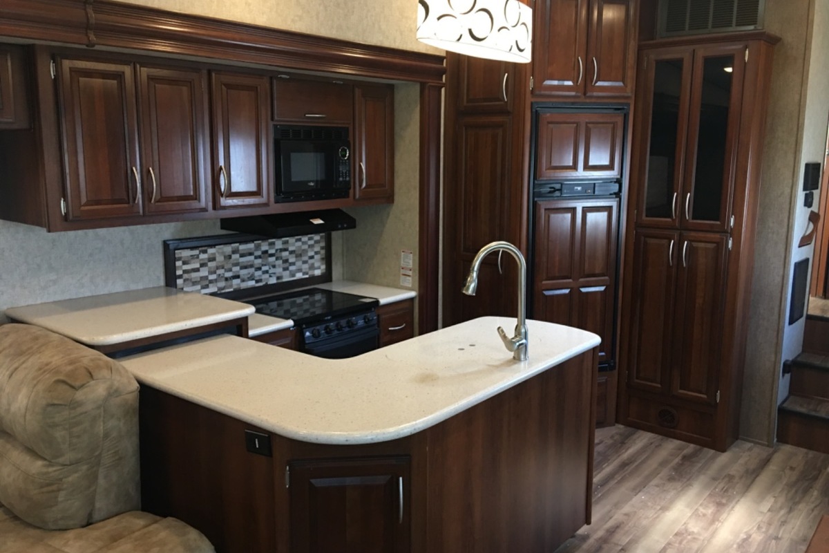 2016 Forrest river Wildcat 327RE LOADED, 5