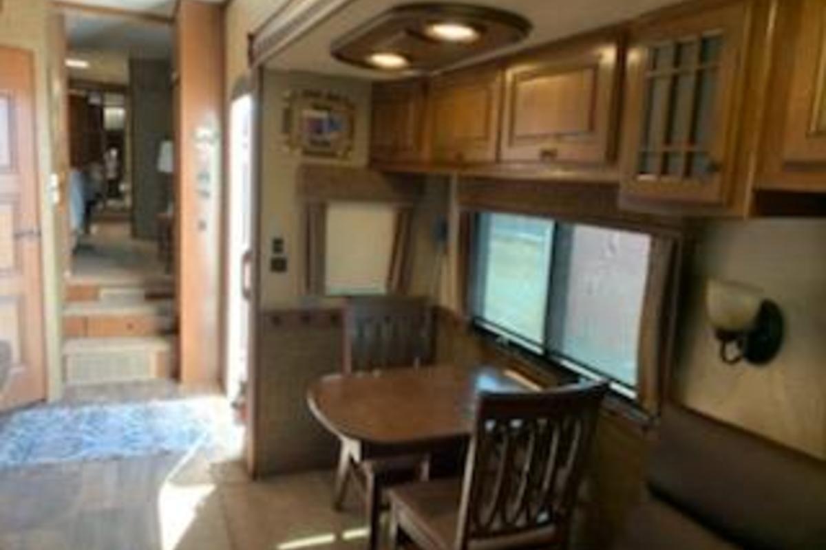 2014 Bighorn 3875FB, 2