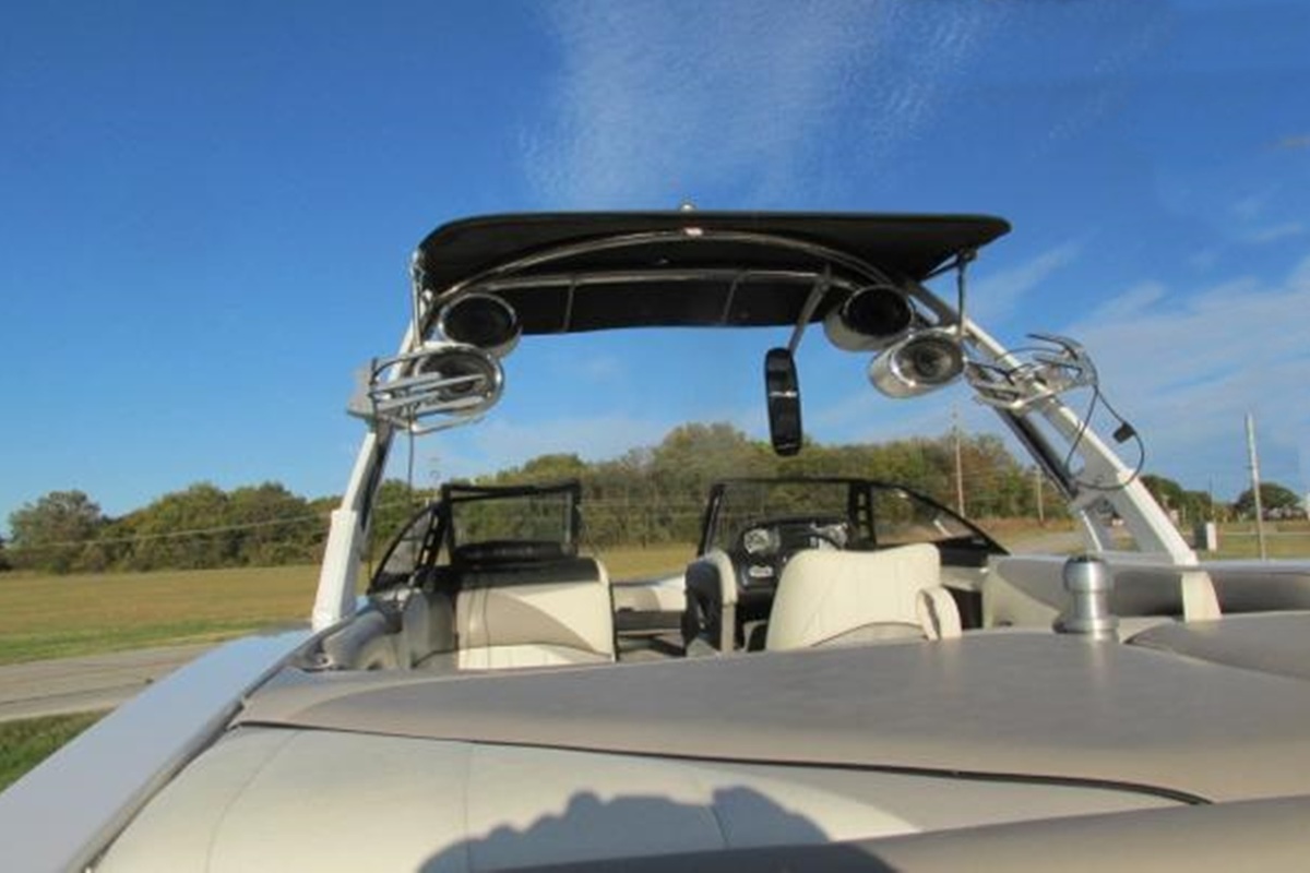 2012 Malibu Wakesetter 247 LSV, 4