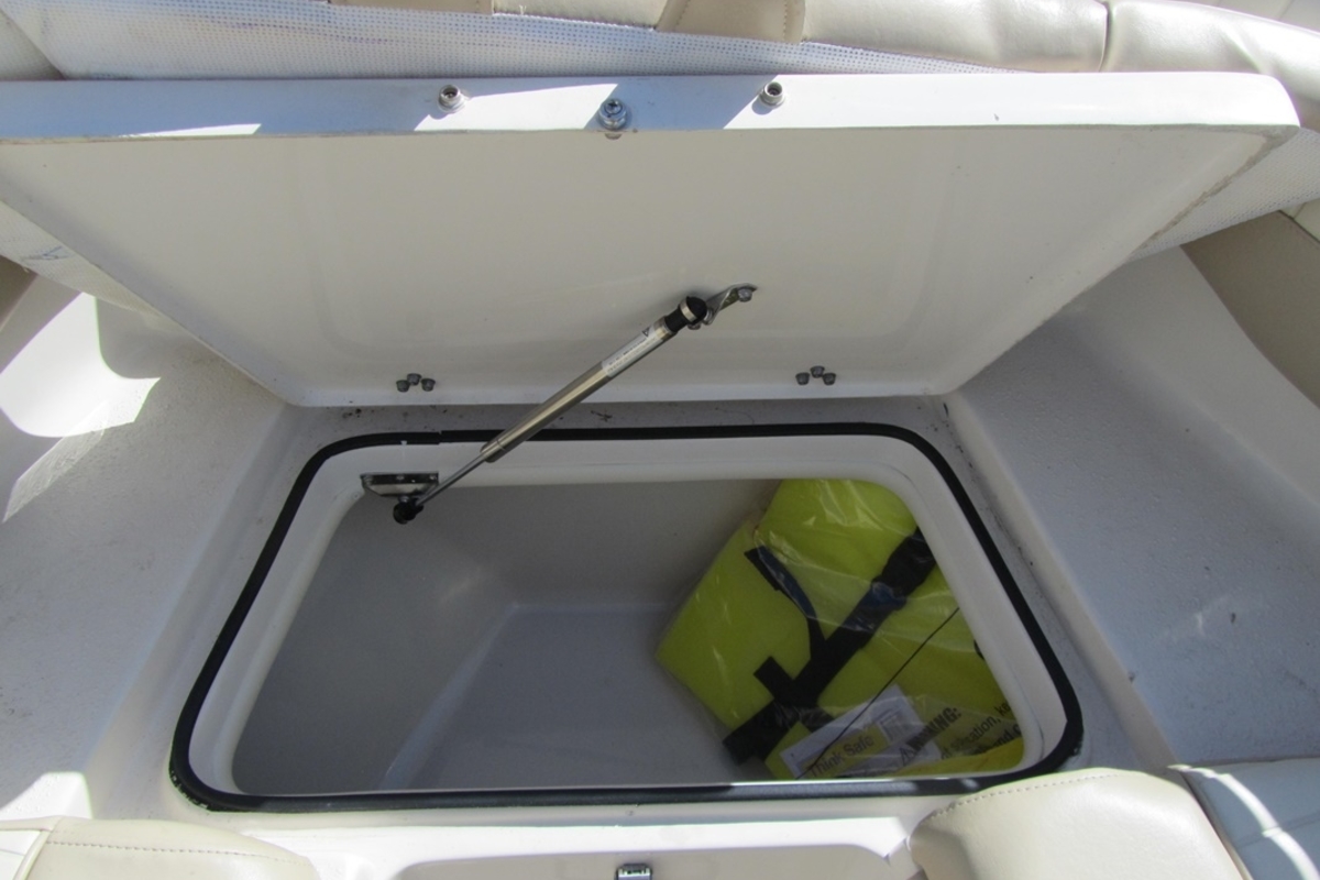 2019 Sea Chaser 24 HFC, 32