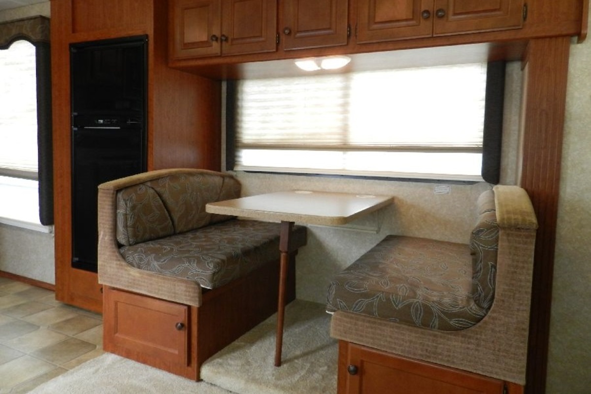 2008 Four Winds WINDSPORT 32, 13
