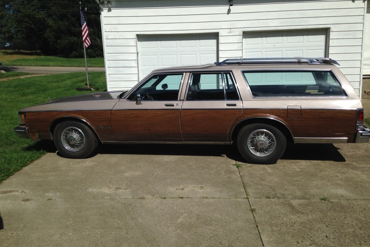 1984 Oldsmobile Custom Wagon, 0