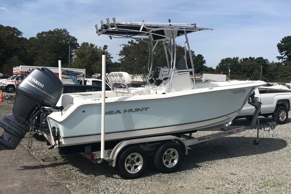2014 Sea Hunt Triton 210, 0