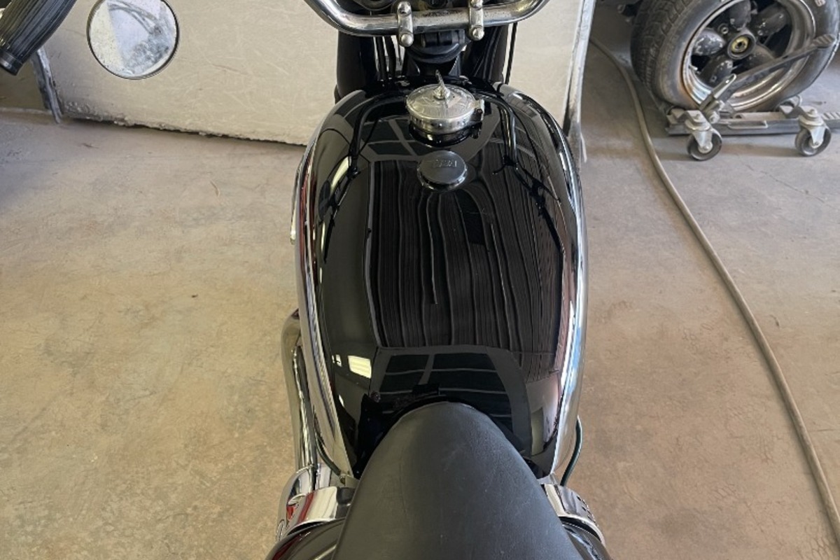 1966 BSA Lightning, 3