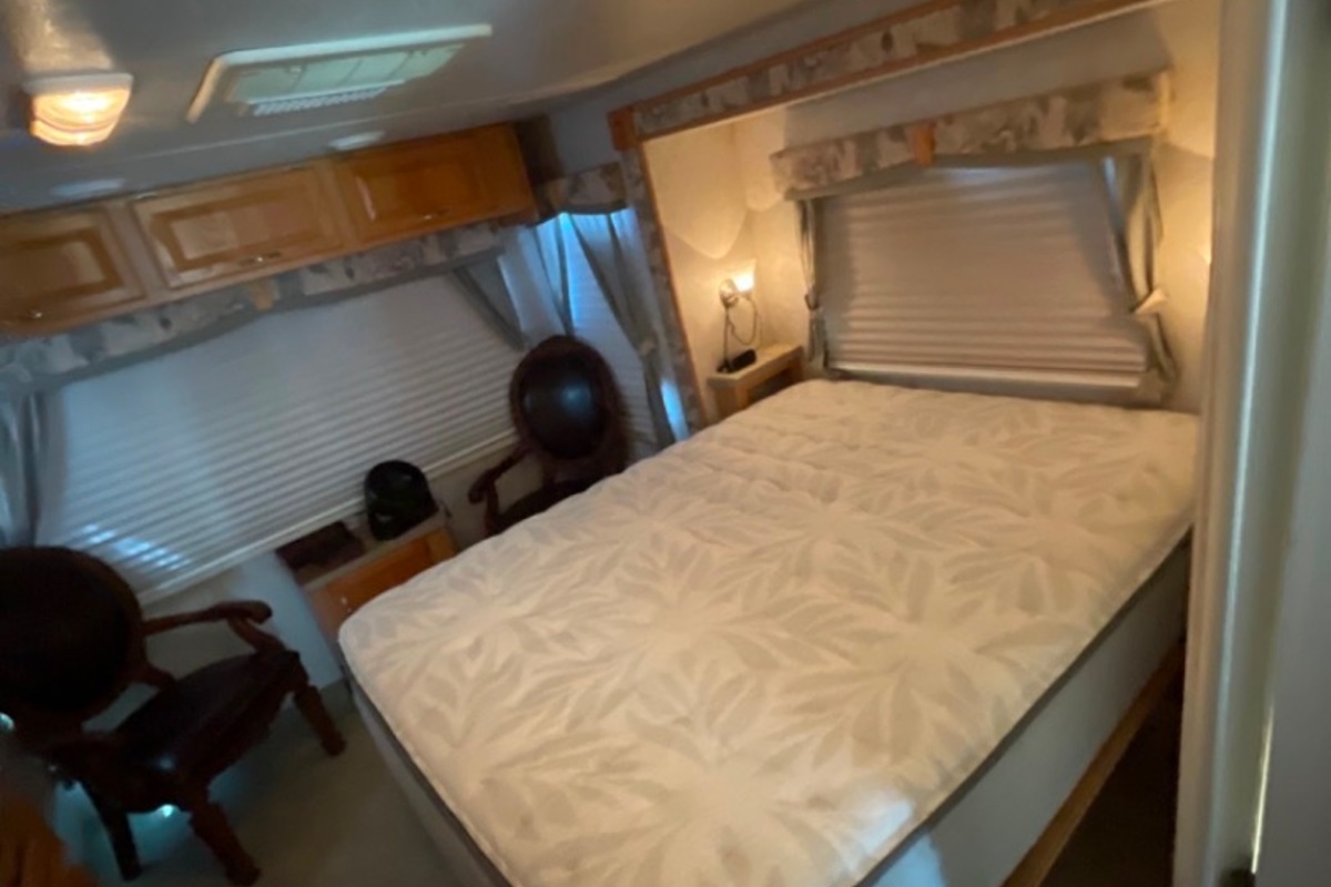 2004 R-Vision Condor 1281, 8