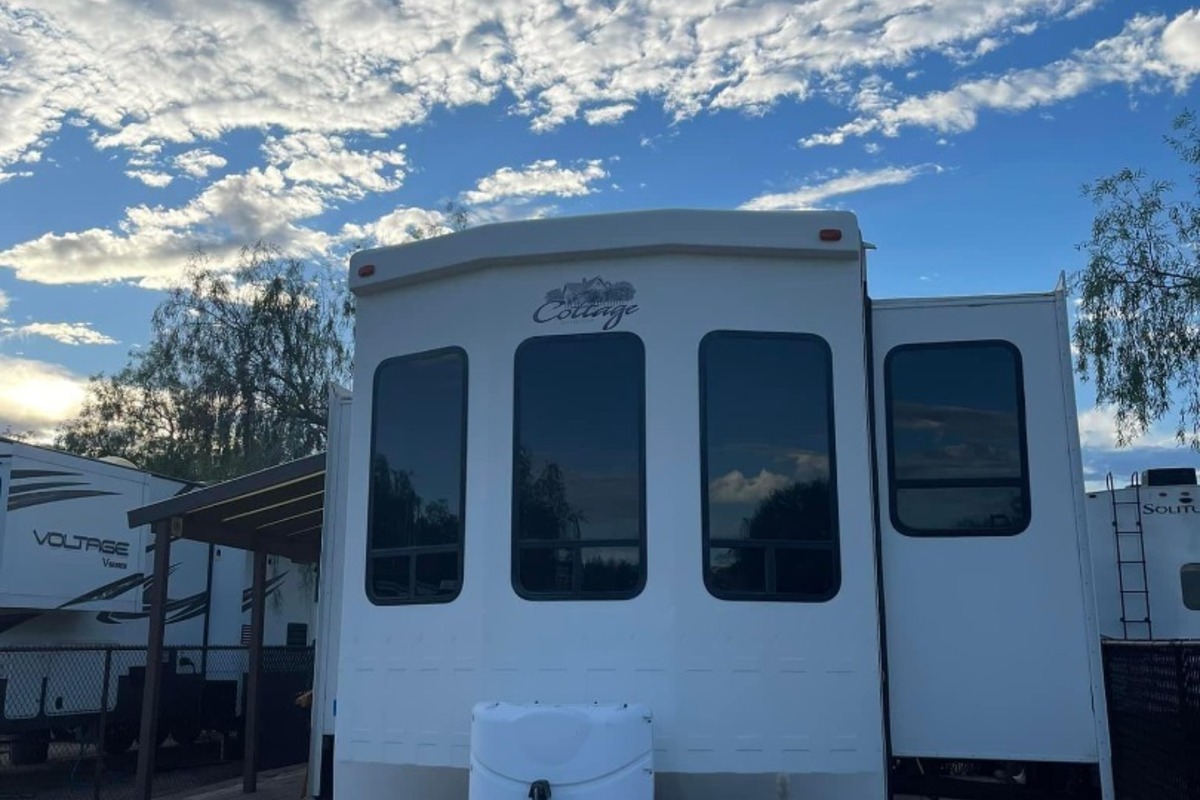 2012 Forest River Cedar Creek 40 CFL (Cottage), 2