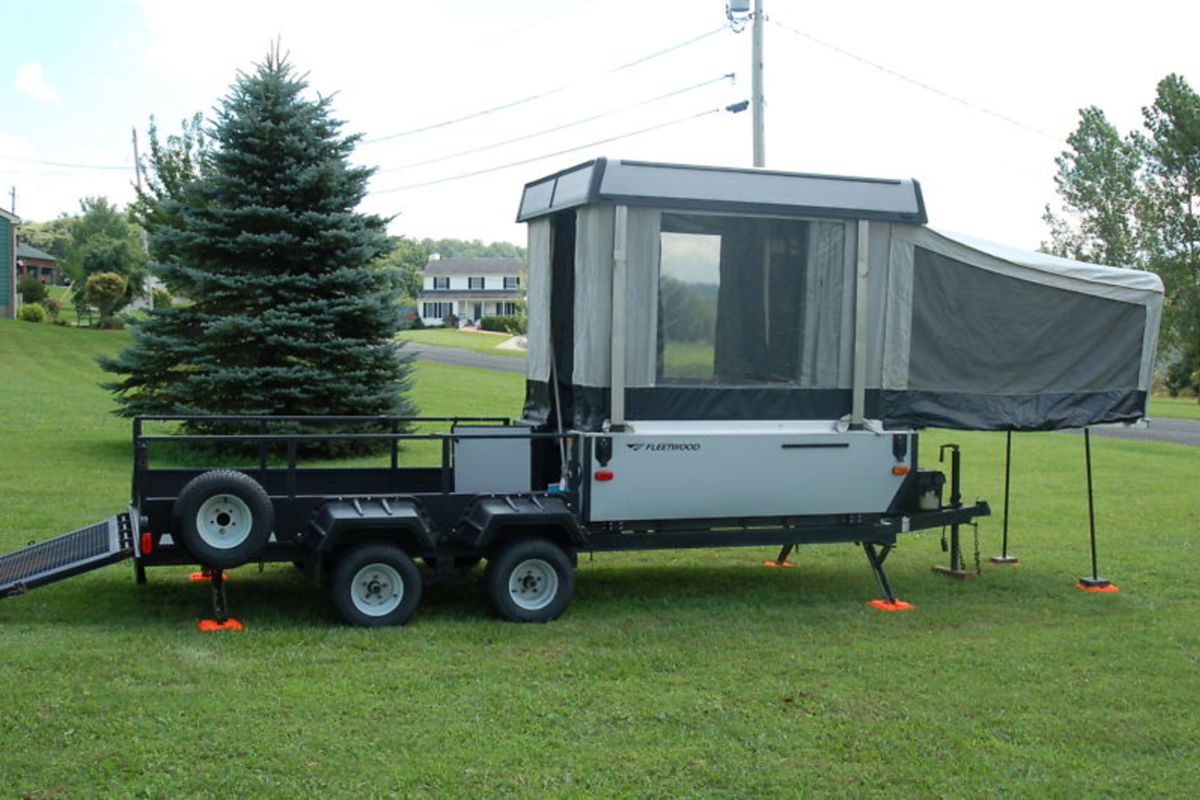 2006 Fleetwood Scorpian, 3