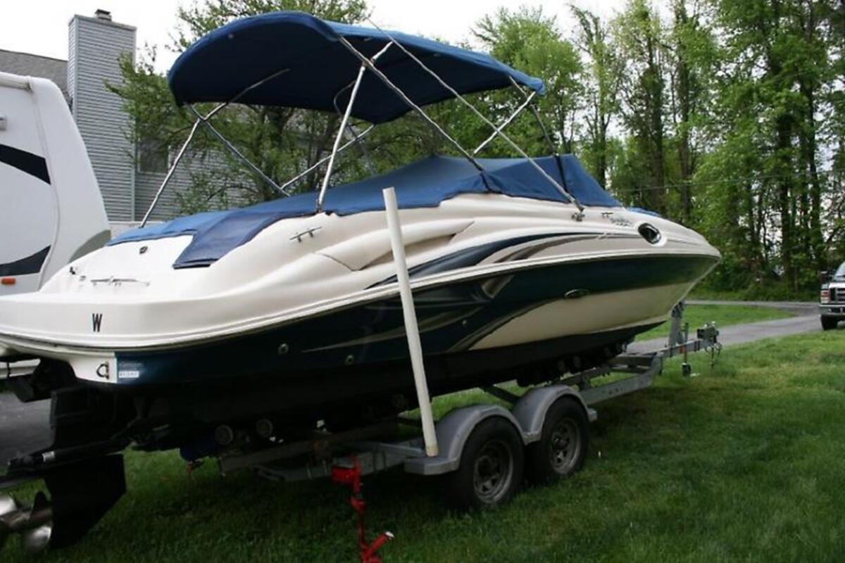 2004 Sea Ray 270 Sundeck, 4