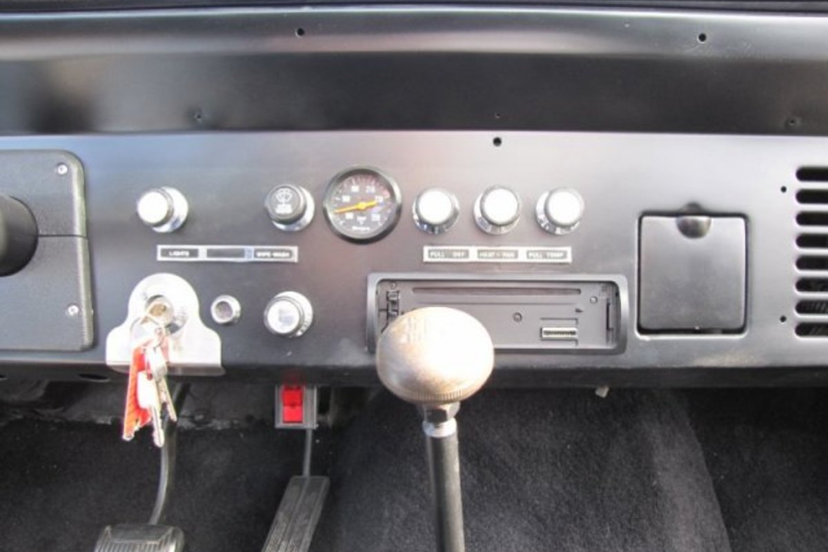 1974 Ford Bronco, 14
