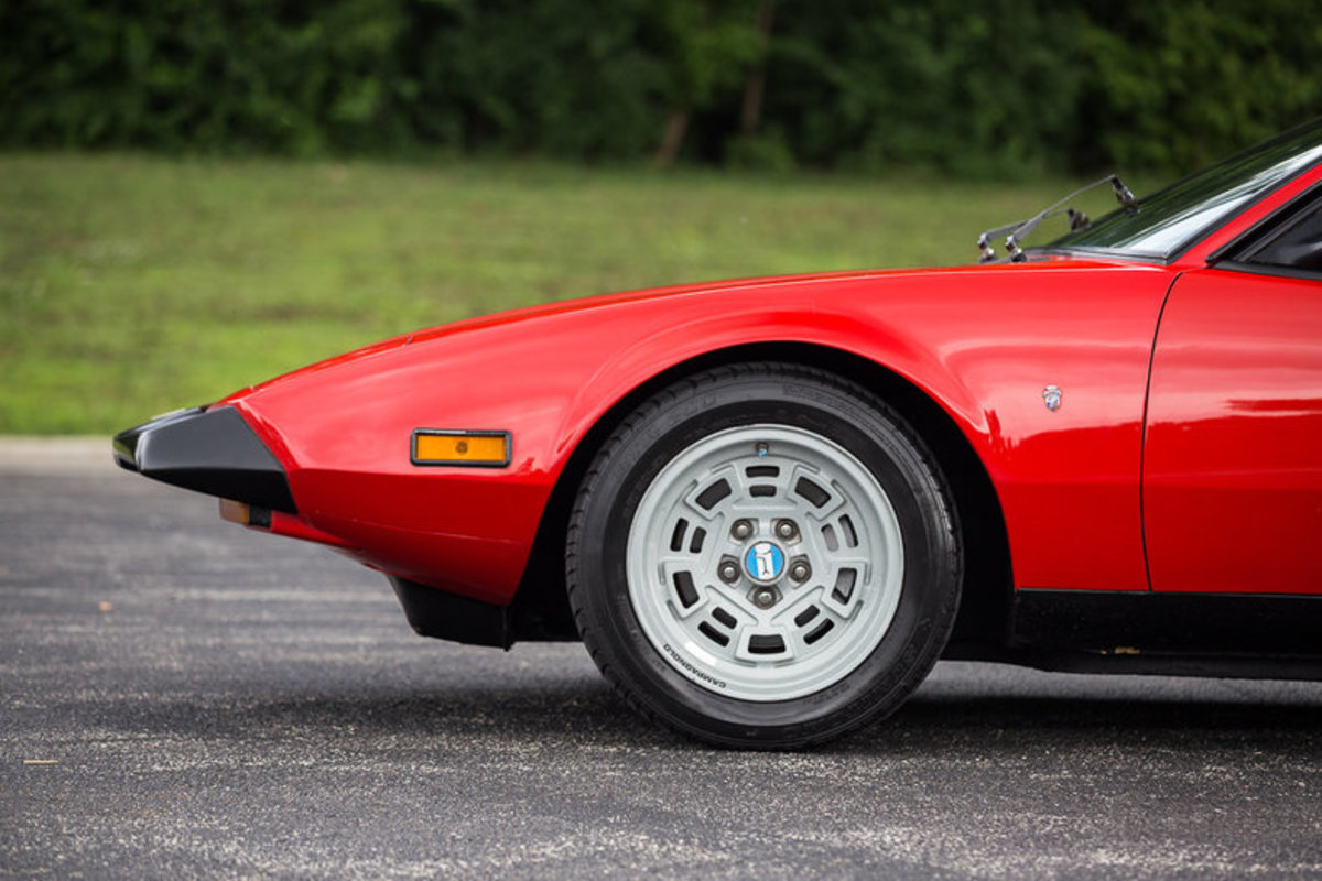 1973 De Tomaso Pantera, 2