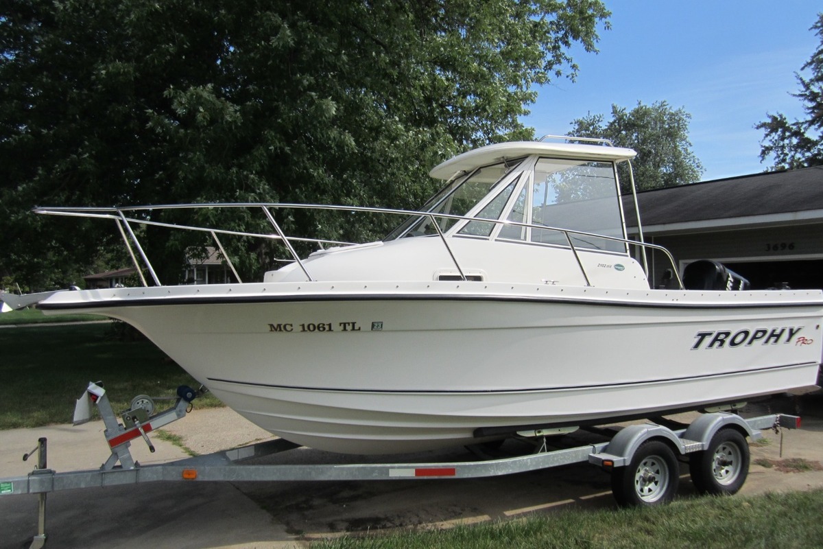2011 Trophy Trophy 2102, 10