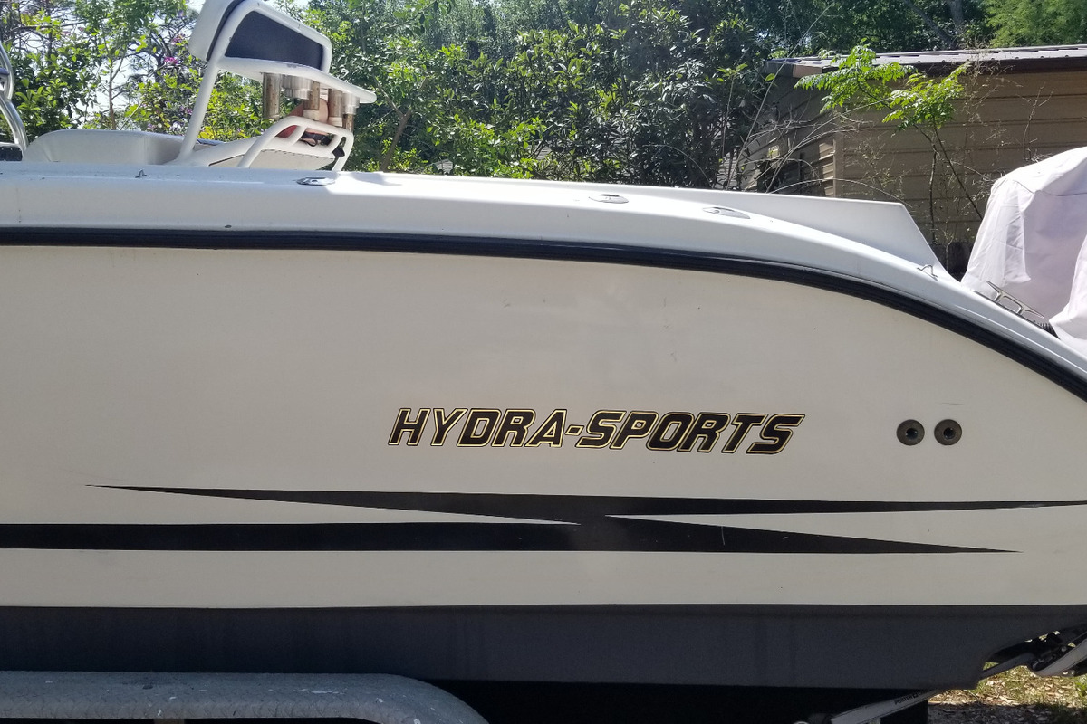 1997 Hydra-Sports 3000 CC, 9