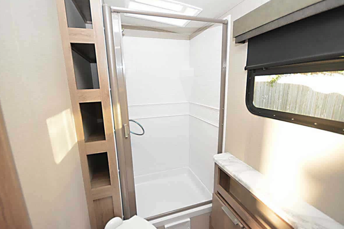 2020 Grand Design - Imaging 2400 BH, 8