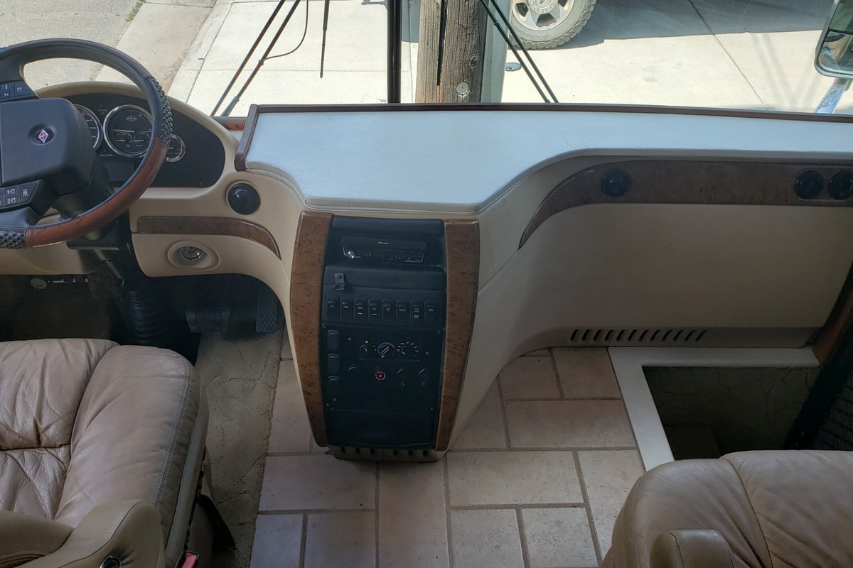2004 Newmar Mountain Aire 4301, 3
