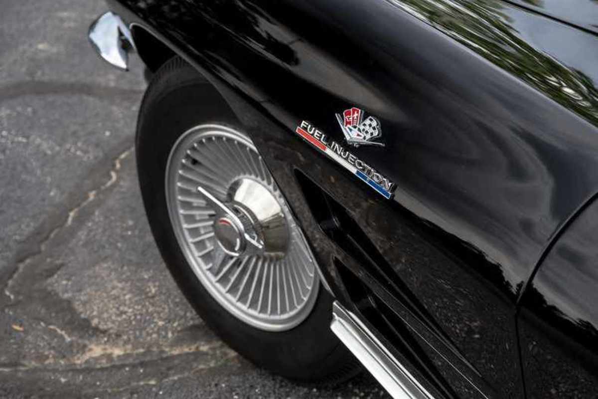 1964 Chevrolet Corvette, 4