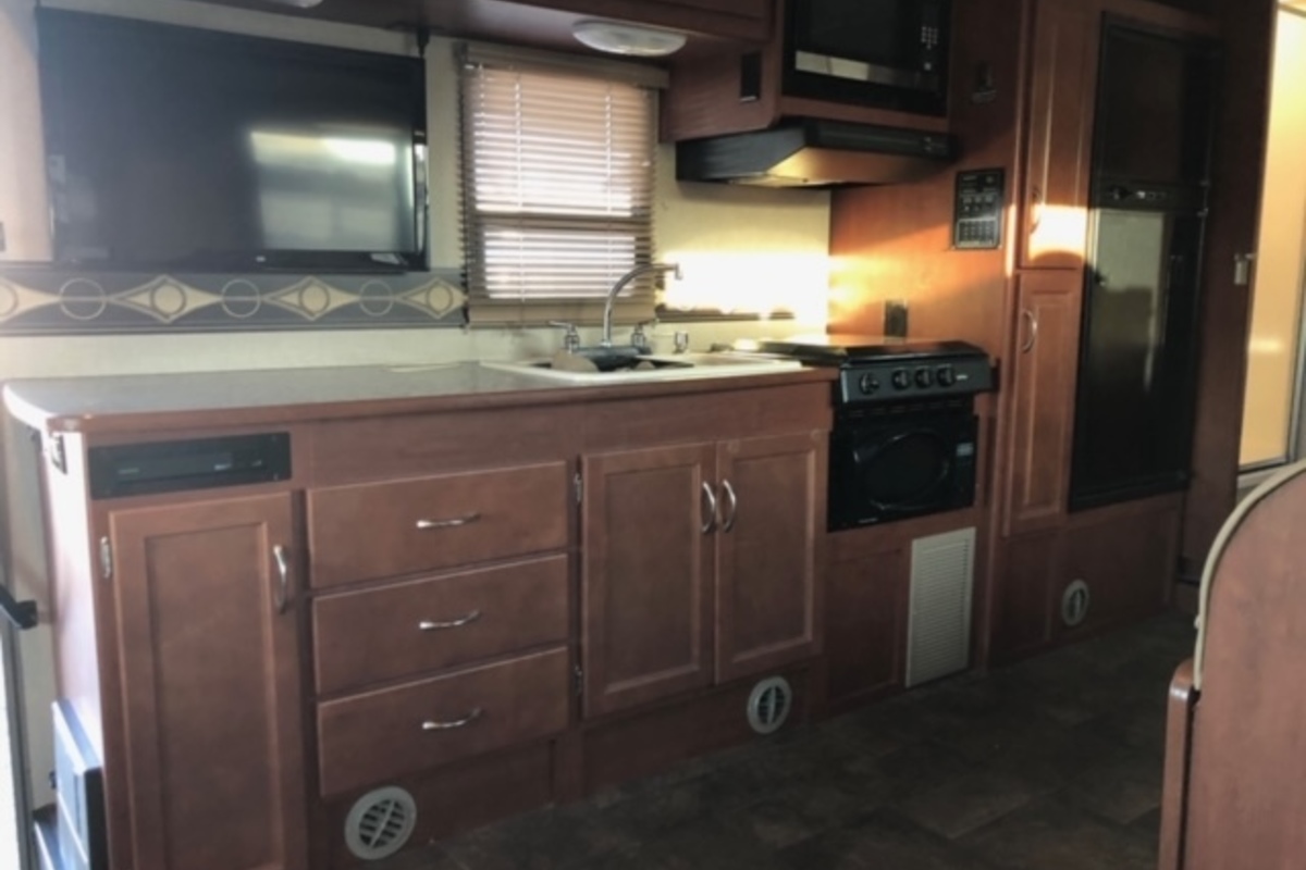 2014 Winnebago Itasca Spirit 31K, 6