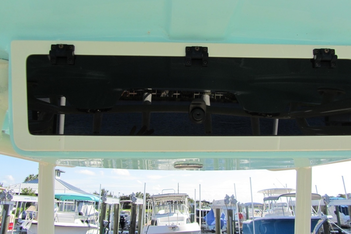 2019 Sea Chaser 24 HFC, 11